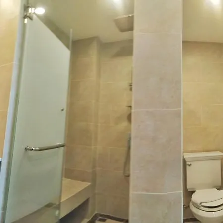 Espana Condo By Som Jomtien Beach Exterior photo