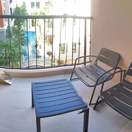 Espana Condo By Som Jomtien Beach Exterior photo